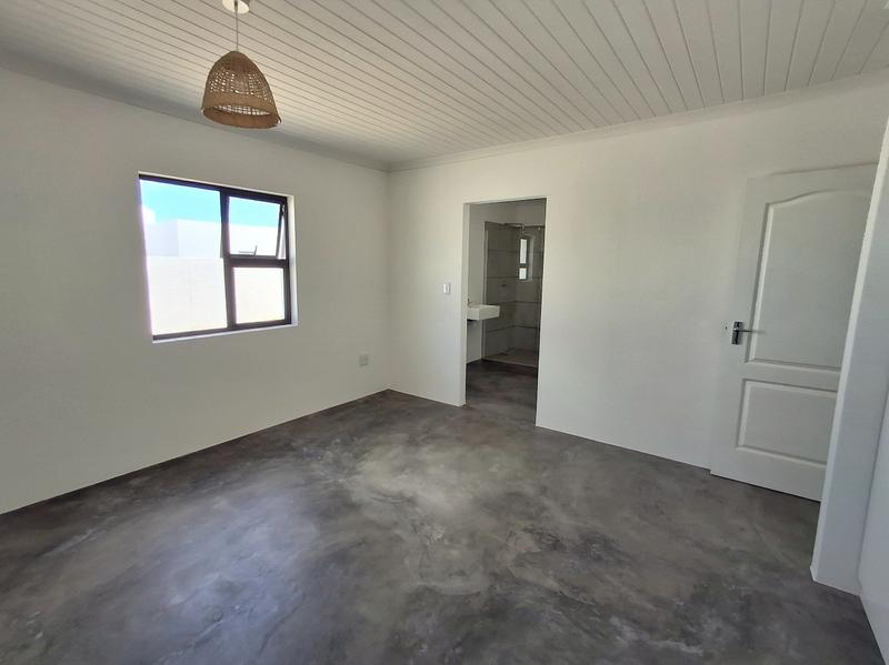 3 Bedroom Property for Sale in Britannia Bay Western Cape